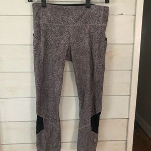 Lululemon runner crops
